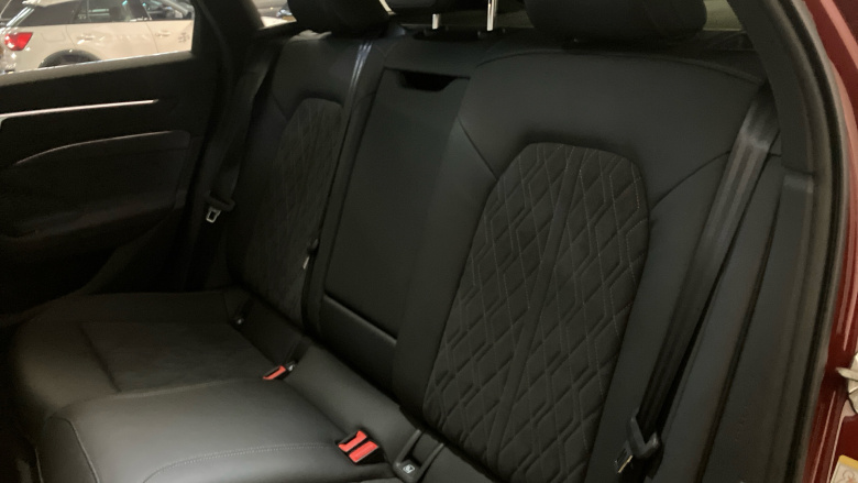 Audi A6 2.0 TDI Quattro 204 Launch Edition 5dr S Tronic Diesel Estate